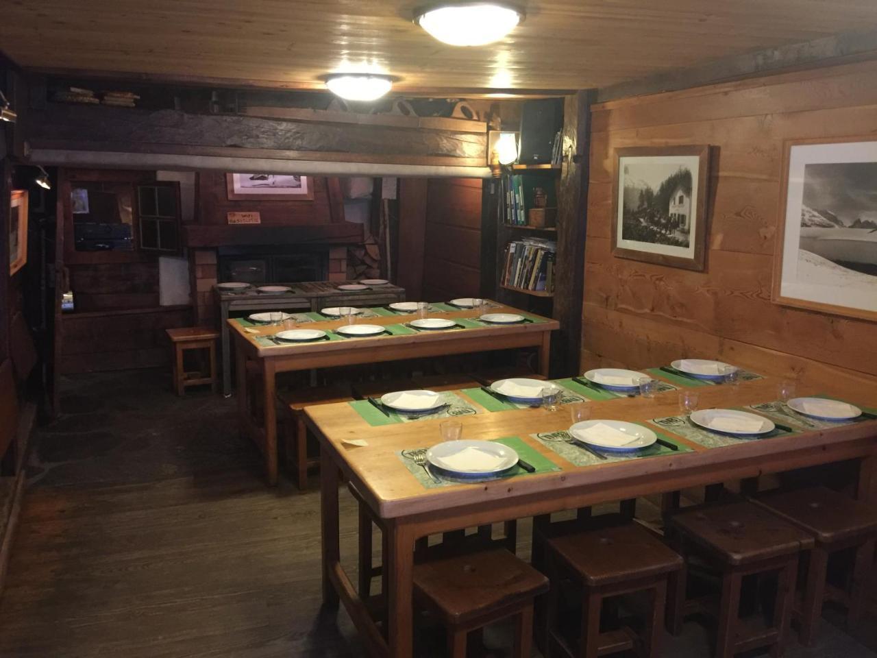 Auberge La Boerne Chamonix Esterno foto